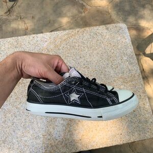 Converse Chuck Taylor All Stars Black White Low Top Preschool PS Size 1y Used